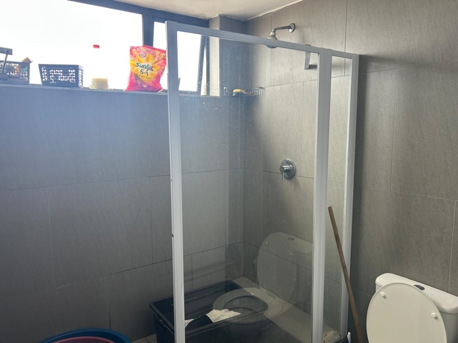 To Let 1 Bedroom Property for Rent in Quigney Eastern Cape